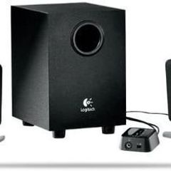 Logitech 2.1 Speakers