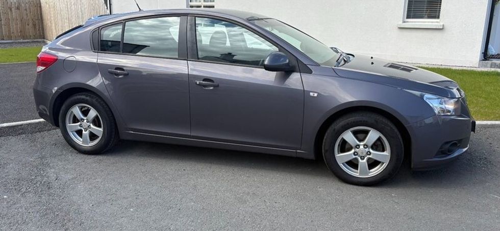 Chevrolet Cruze 2012 Nct & Full Service History