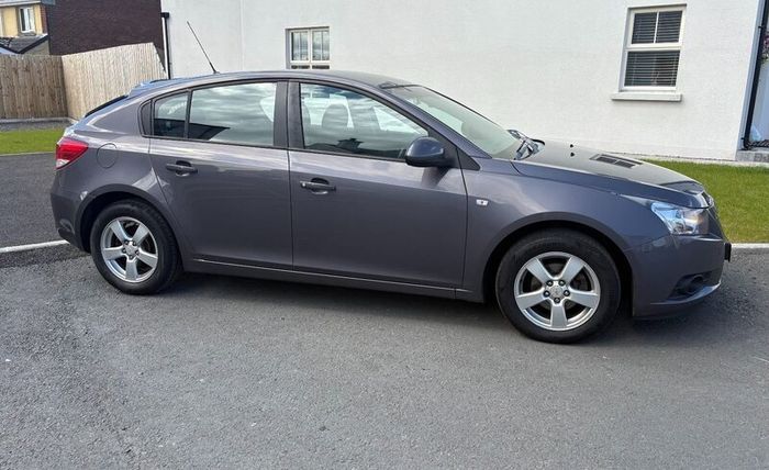 Chevrolet Cruze 2012 Nct & Taxed & Service History