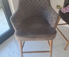 Breakfast bar stools