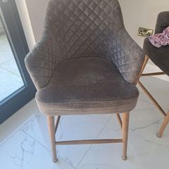 Breakfast bar stools