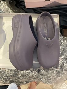 Adidas clogs