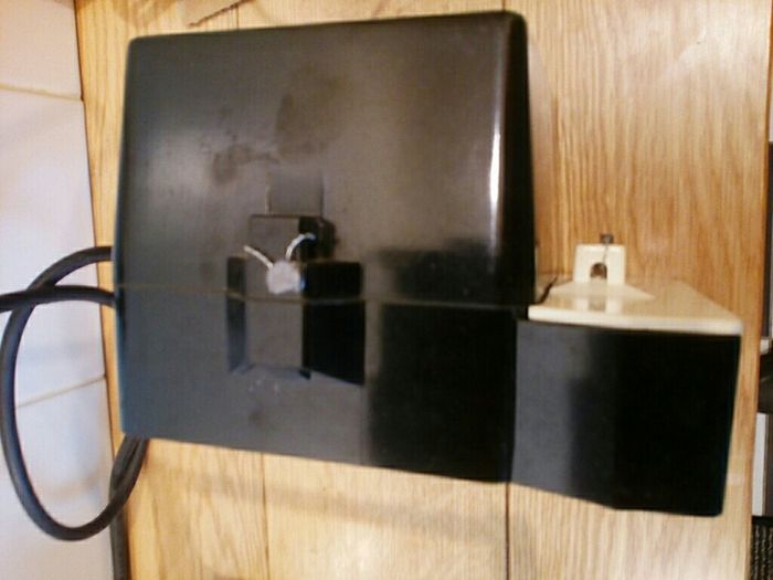 Electric metre reader