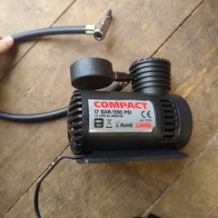 12V air compressor pump