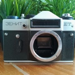 Zenit-ET Rare KMZ USSR Russian 35mm Reflex Film Camera, 84121007
