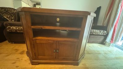 Solid wood tv stand
