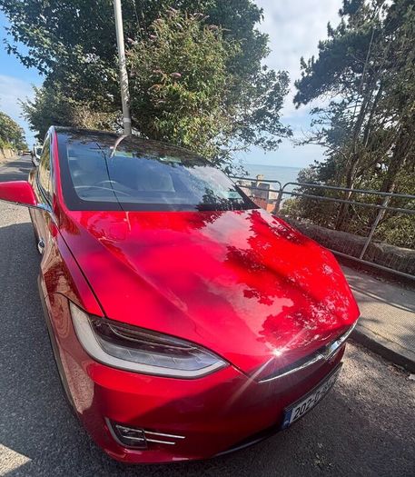 Tesla Model X 2020