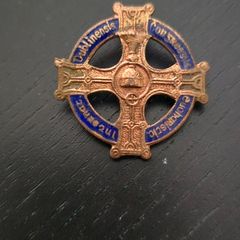 1932 Eucharistic Congress Pin badge