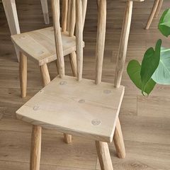 Leitrim Chairs and Table