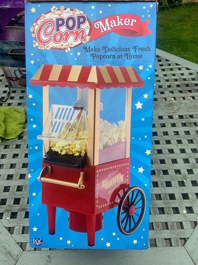 popcorn maker