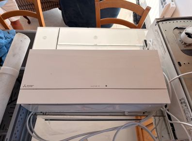 Mitsubishi Lossnay wall-mounted heat recovery unit VL-100EU5-E