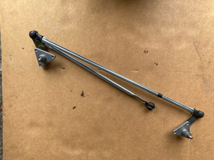 Wiper Linkage (Toyota MR2)