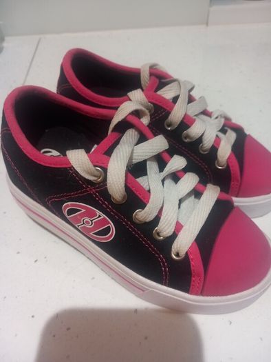 heelys