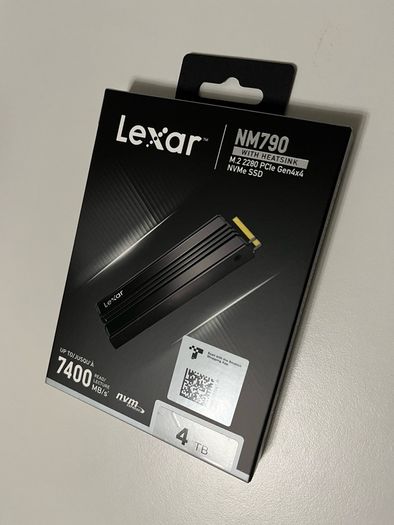 Lexar NM790 4TB SSD with heatsink