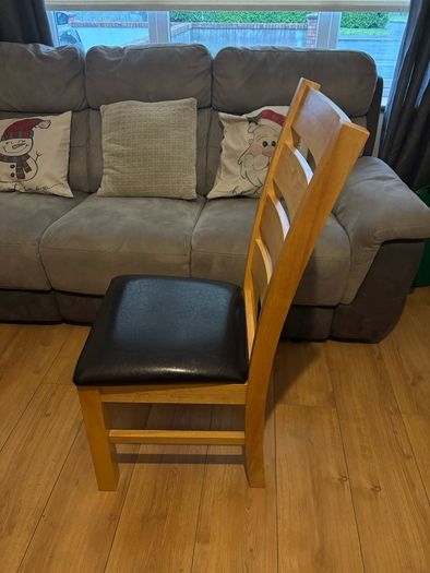 Dinning table and 6 chairs. Delivery in Tuam area