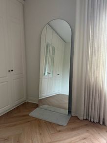 Luna Leaner free standing Mirror