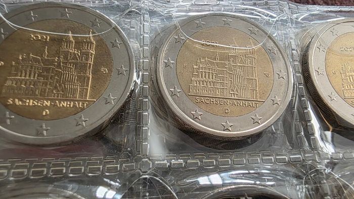 2 euro coin