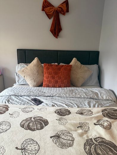King Size bed