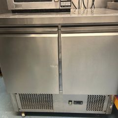 Fridge commercial