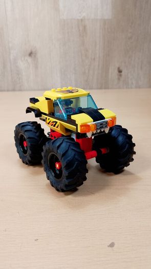 LEGO 60295 Stunt Show Arena