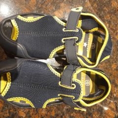 Boys sandals, size 12