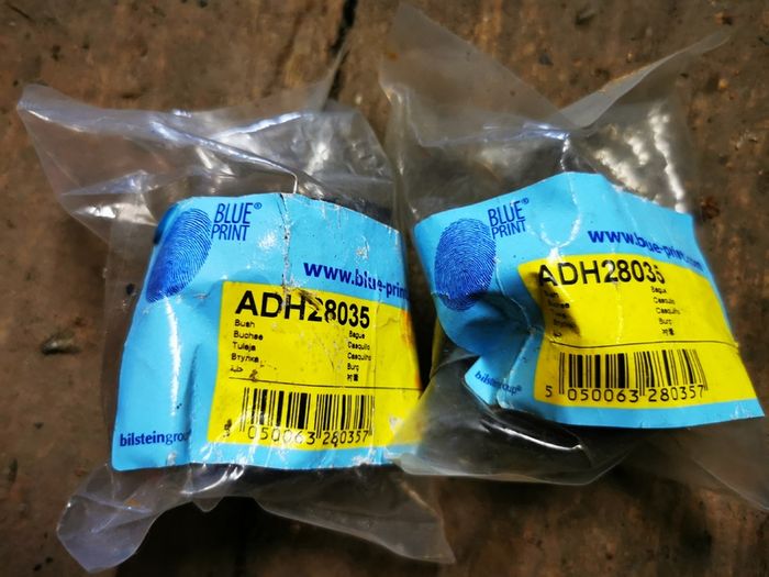 ADH28035 Anti-Rool bar Bushes Honda Civic/Fr-V/Cr-V