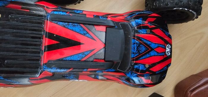Ftx ramraider rc brushless waterproof  1/10 with box etc ready to run