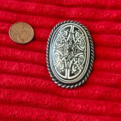 Costume Celtic Style Brooch - Nice Quality (CS21)
