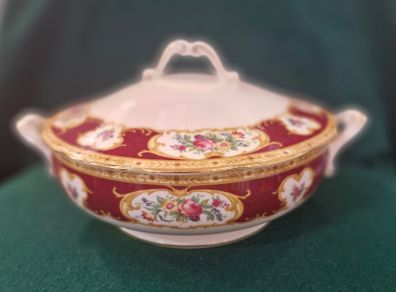 Royal Albert Lady Hamilton vegetable dish and cover