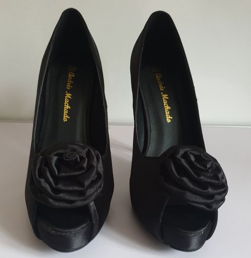 Andres Machado Black Satin Ladies Peeptoe Pumps Heels Shoes Size EU36 UK3 Wedding CAN POST
