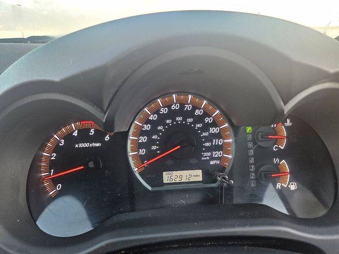 2012 Toyota Hilux Invincible 3.0 Automatic