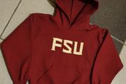 Age 4 / 5 Years - A Beautiful Wine Hoodie - Excellent Condition