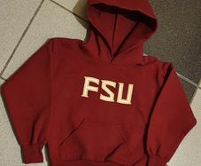 Age 4 / 5 Years - A Beautiful Wine Hoodie - Excellent Condition