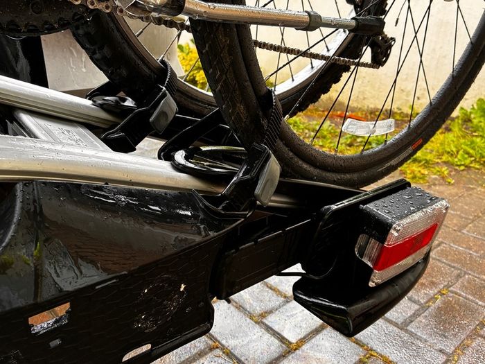THULE VeloCompact 925 2-bicycle bike carrier