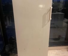Premium Brand Whirlpool Full Size 5.5Ft Larder Freezer - Can Deliver