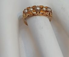 18K Antique Gold and Seed Pearl Ring