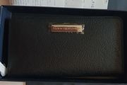 New Tommy Hilfiger Wallet
