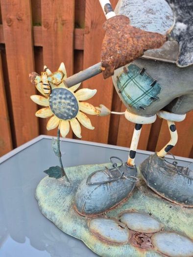 Metal Cow Garden Ornament & Planter Wobbly Head