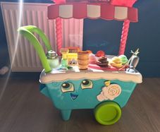 leapfrog ice cream cart