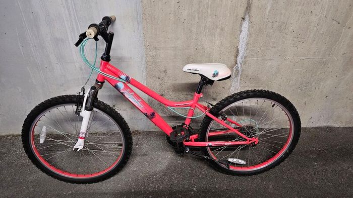 Kids bike