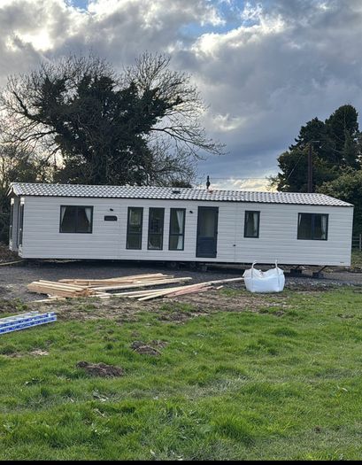 Stunning 2018 ABI WESTWOOD Winter Pack Mobile Home (44x14 Foot)
