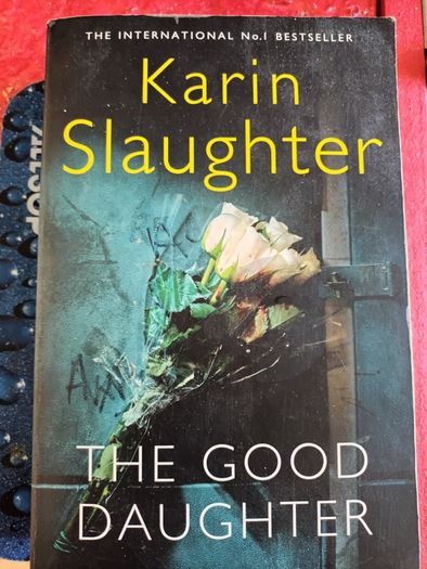 4 books by Karin Slaughter
