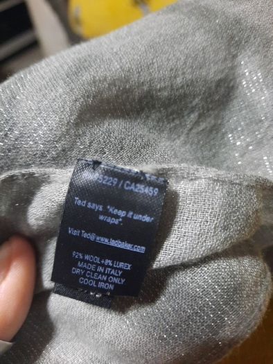 fab grey/silver Ted baker scarf