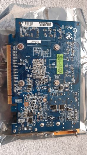 Gigabyte GT 630 GV-N630-2GI Nvidia 2GB VGA DVI HDMI Retro Vintage Gaming