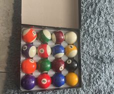 Pool balls