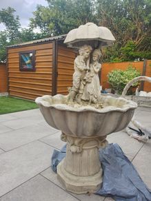 Garden fountain