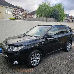 Mitsubishi Outlander PHEV. NCT 05/27