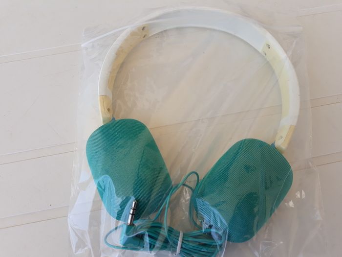 Panasonic RP-HX40 Lightweight On-Ear Stereo Headphones Blue