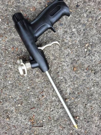 Foam gun