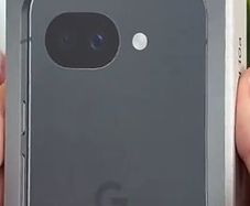 Google Pixel 10a, 128 GB, Obsidian, BNIB